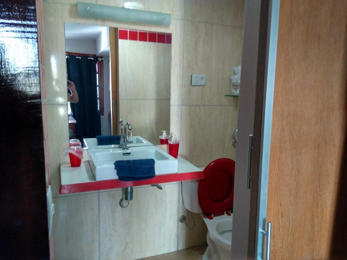 Apartment Maison Jaune Chambre Bibi